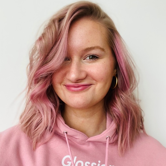 Meet your Posher, Emily - Picture 1 of 1